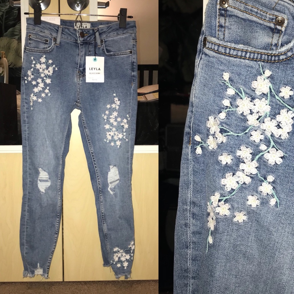 ASOS Petite Leyla Ankle Jeans
